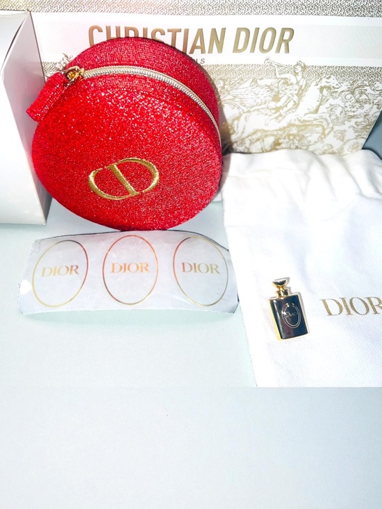 Dior Holiday Bundle - Picture 2 of 3